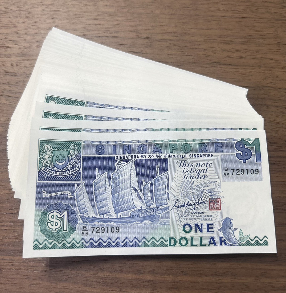Singapore 1 Dollar ND 1987 P 18 a UNC