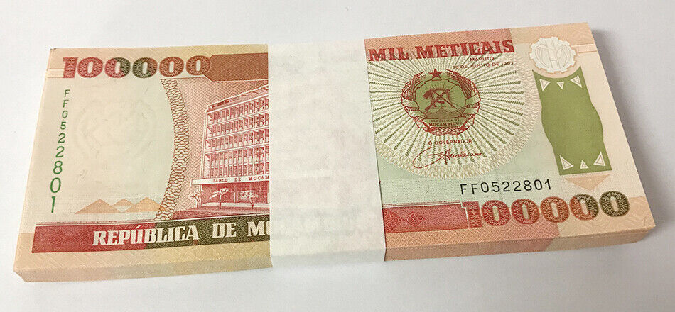 Mozambique 100000 Meticais 1993 P 139 UNC LOT 100 PCS 1 BUNDLE