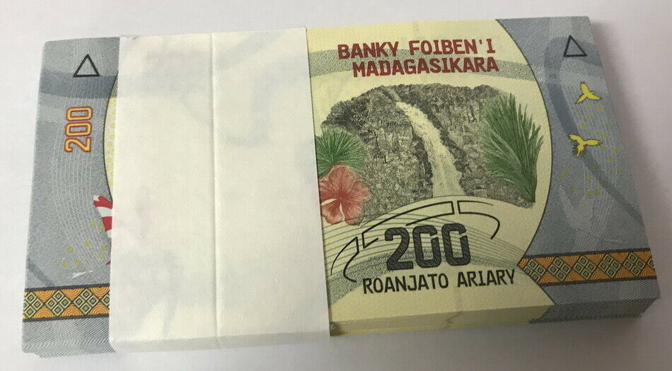 Madagascar 200 Ariary 2017 P 98 UNC Lot 100 Pcs 1 Bundle