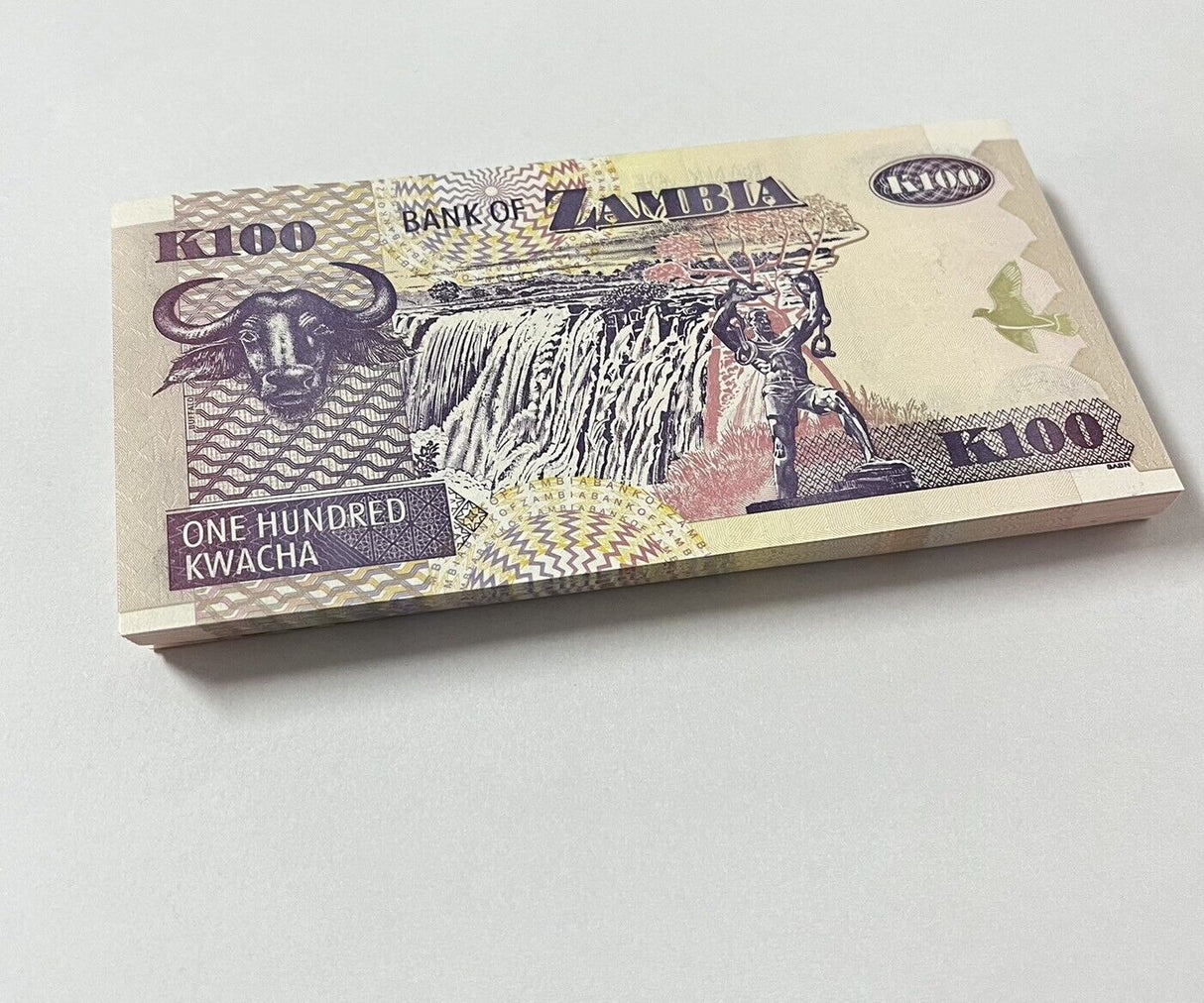 Zambia 100 Kwacha 2003 P 38 UNC LOT 25 PCS
