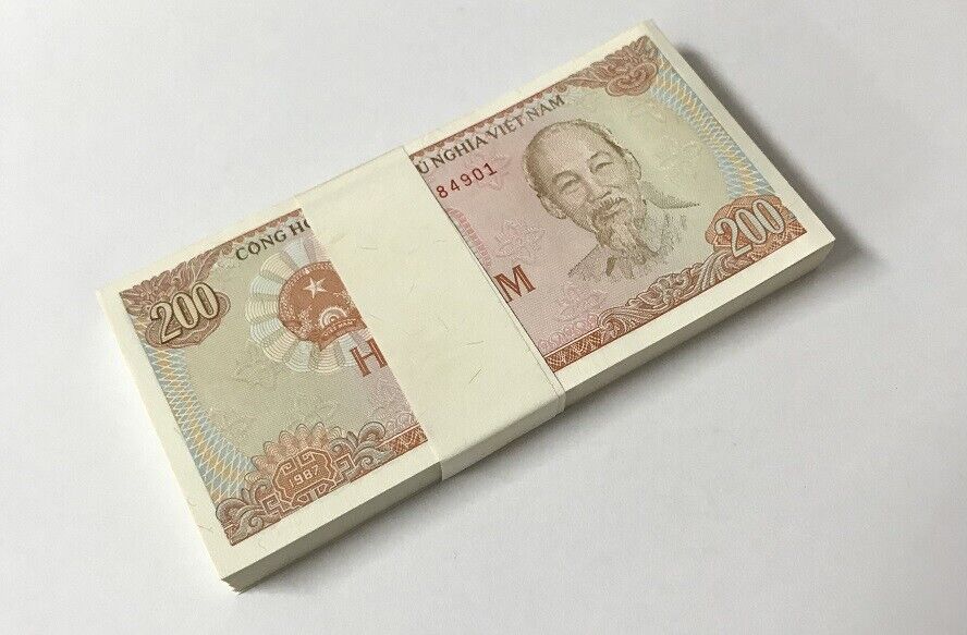 Vietnam 200 Dong 1987 P 100 UNC LOT 100 PCS