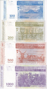 Madagascar set 4 UNC 100 200 500 1000 Ariary 2004 Random Sign P 86 87 88 89