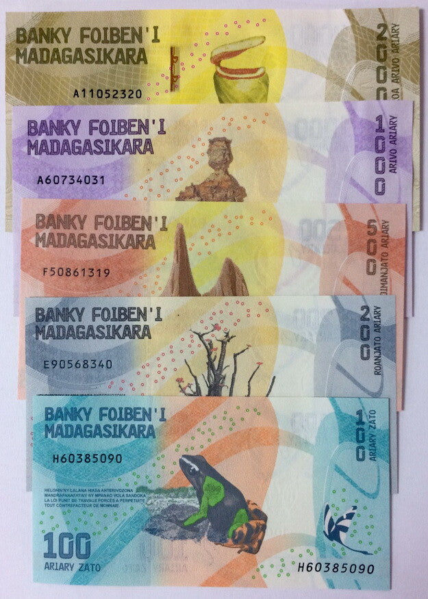 Madagascar Set 5 Pcs 100 200 500 1000 2000 Ariary 2017 P 97 98 99 100 UNC NR
