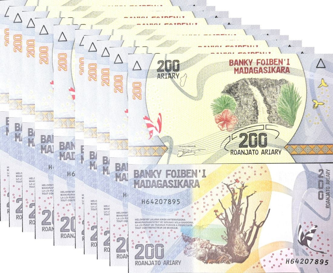Madagascar 200 Ariary 2025 P 98 New Sign UNC LOT 10 PCS