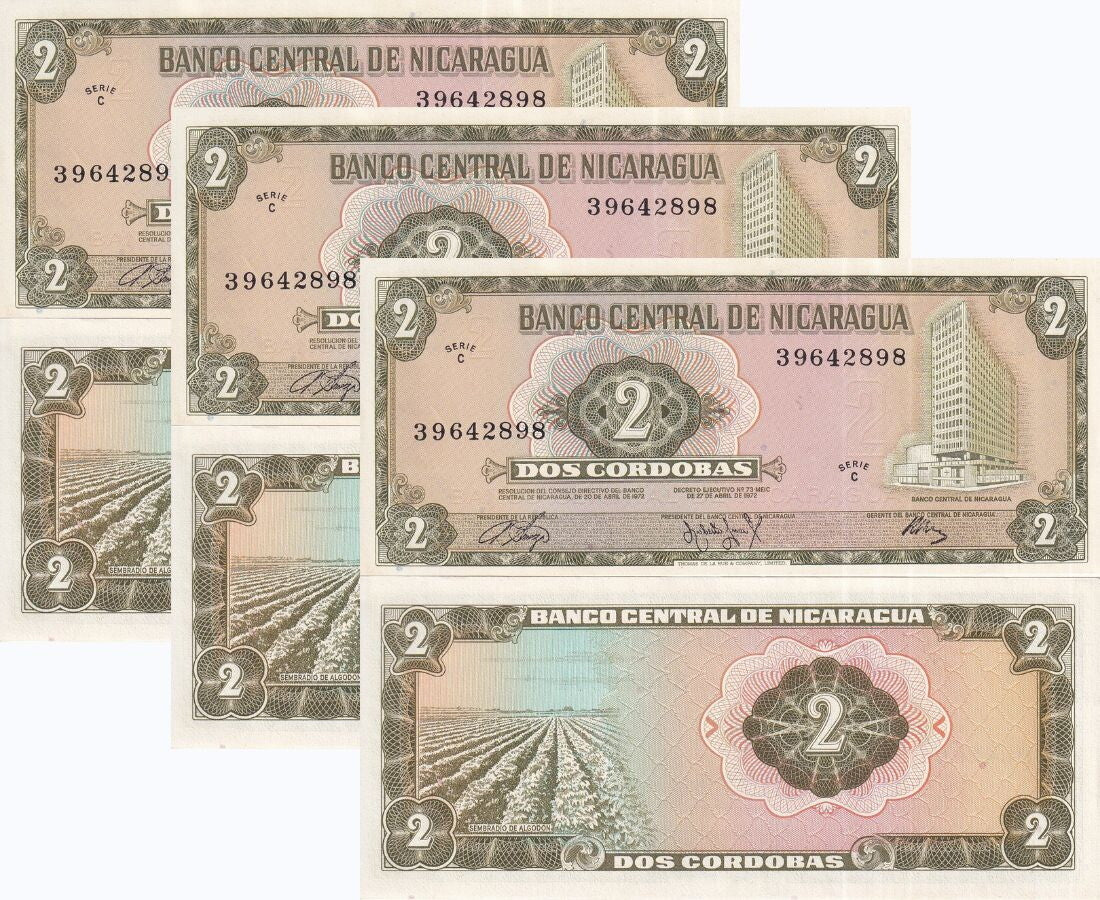 Nicaragua 10 Cordobas 1972 P 121 a UNC LOT 3 PCS