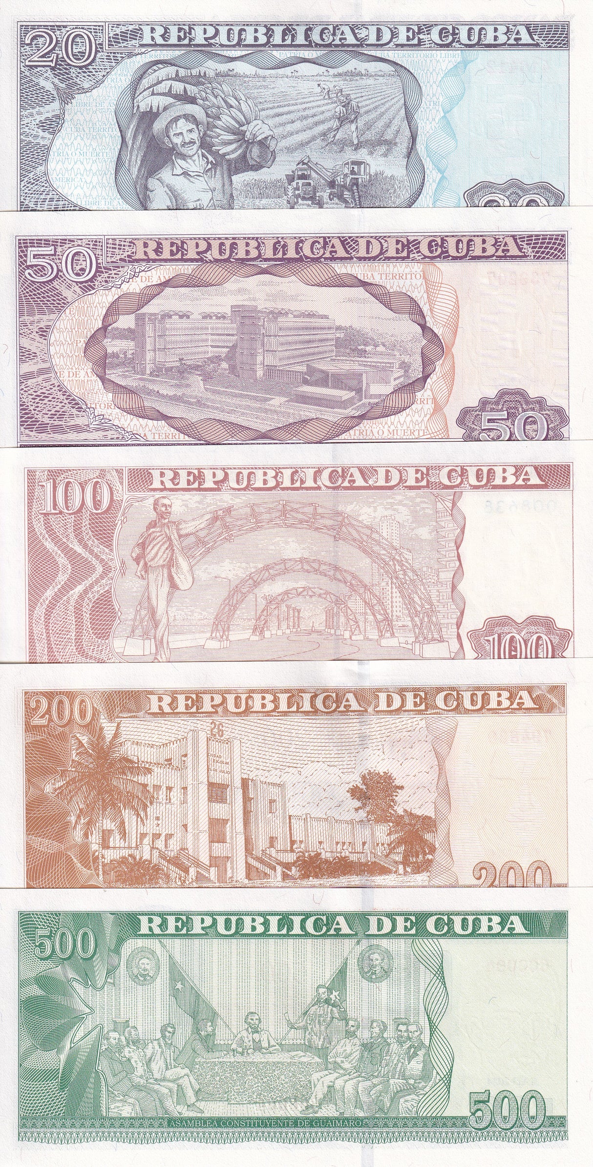 Central America SET 5 UNC 20 500 100 200 500 Pesos 2024-2026 P 127 128 -131
